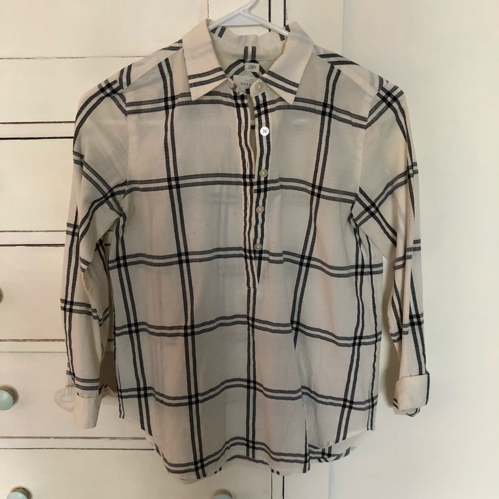 LOFT button up plaid shirt